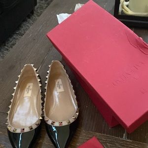 Valentino Garavani Flat shoes